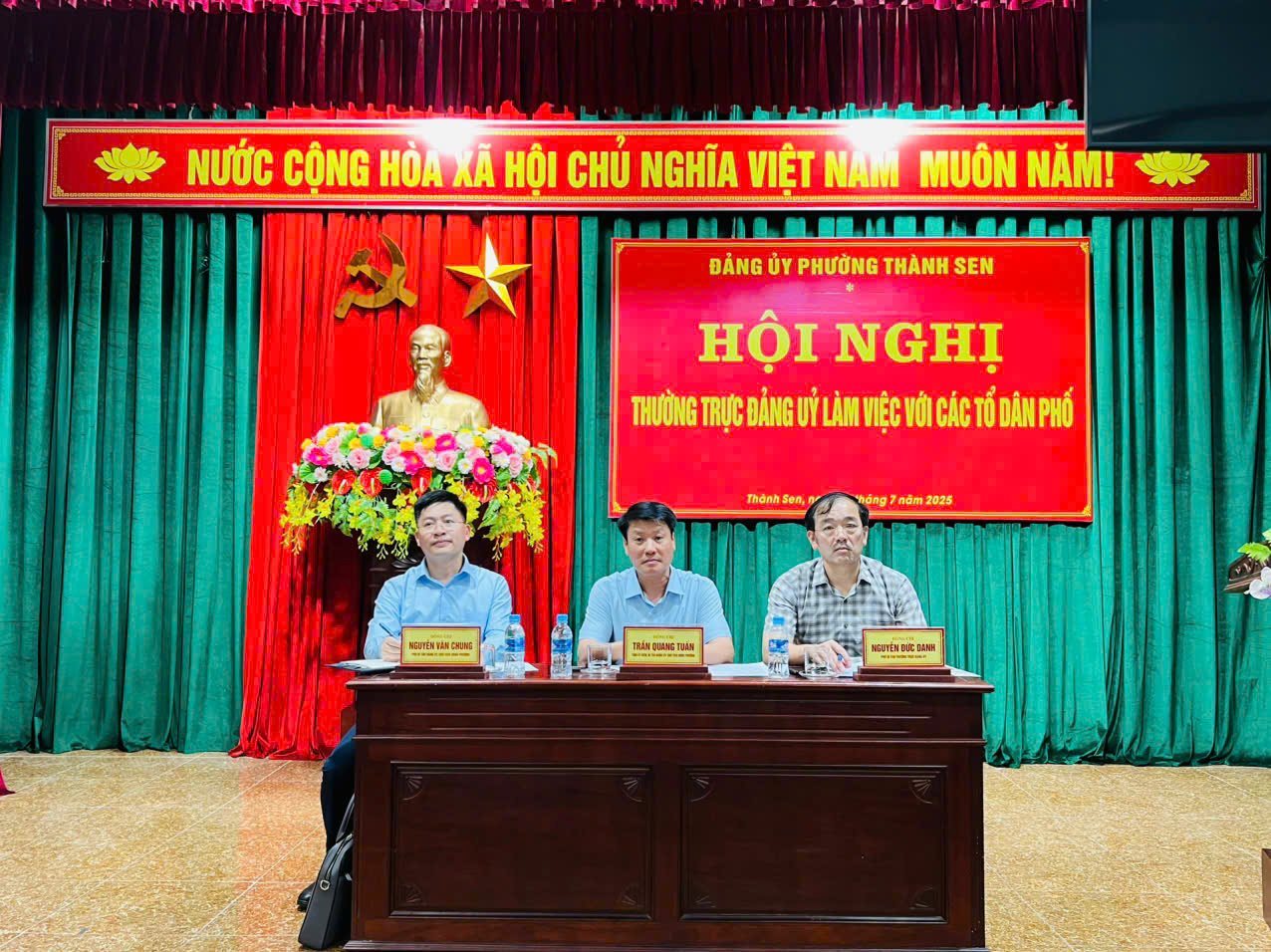 Đảng ủy phường Thành Sen làm việc với các Chi bộ tổ dân phố trên địa bàn
