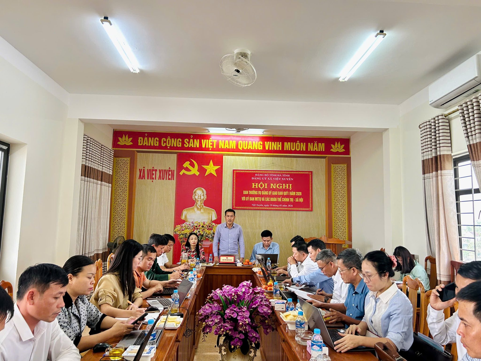 BAN THƯỜNG VỤ ĐẢNG ỦY XÃ VIỆT XUYÊN GIAO BAN QUÝ I NĂM 2026 VỚI ỦY BAN MTTQ VÀ CÁC TỔ CHỨC ĐOÀN THỂ CHÍNH TRỊ – XÃ HỘI 